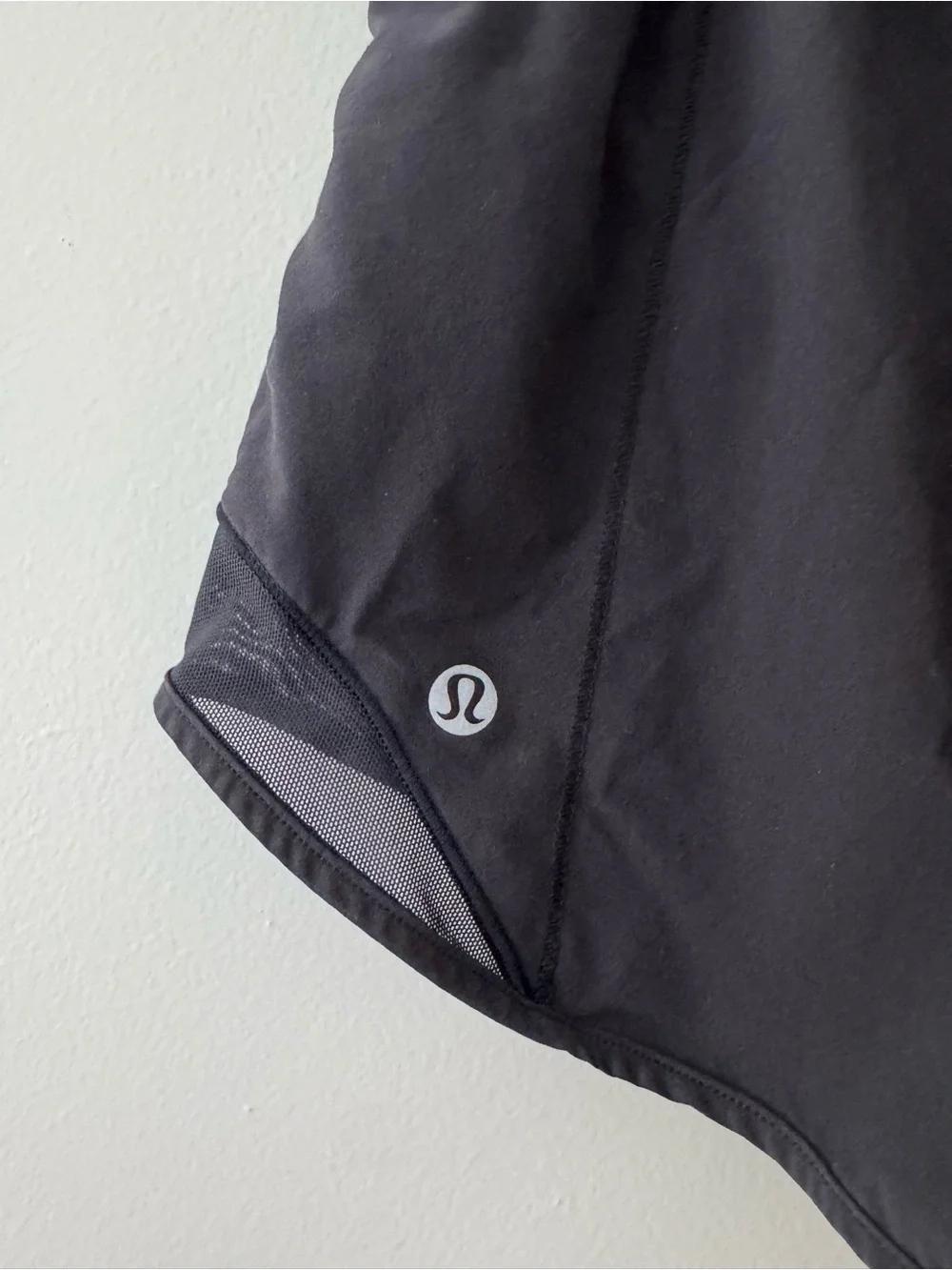 LULULEMON Hotty Hot Shorts Lined Black 8